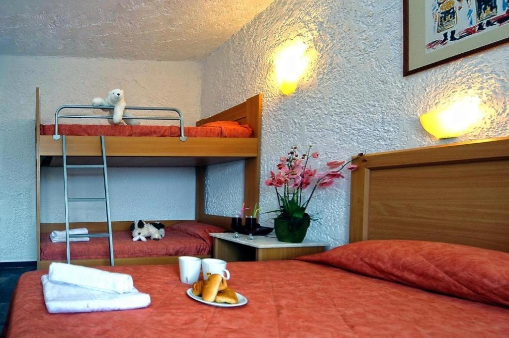 Karteros Hotel Esterno foto