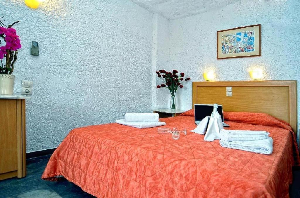 Karteros Hotel Esterno foto