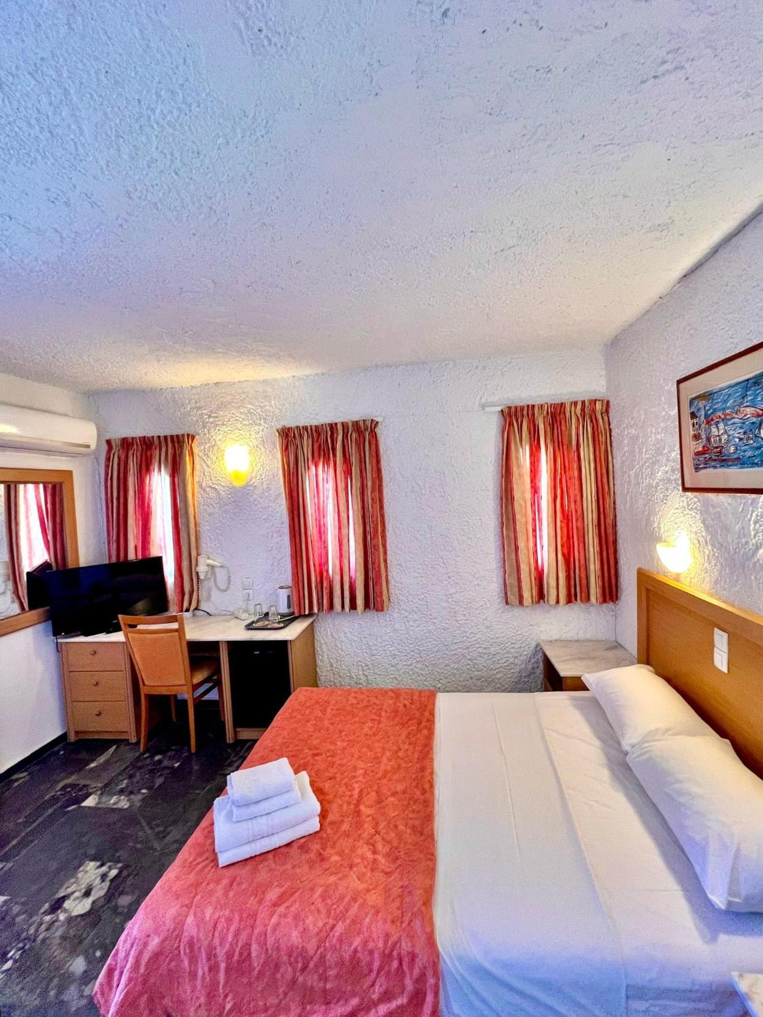 Karteros Hotel Esterno foto