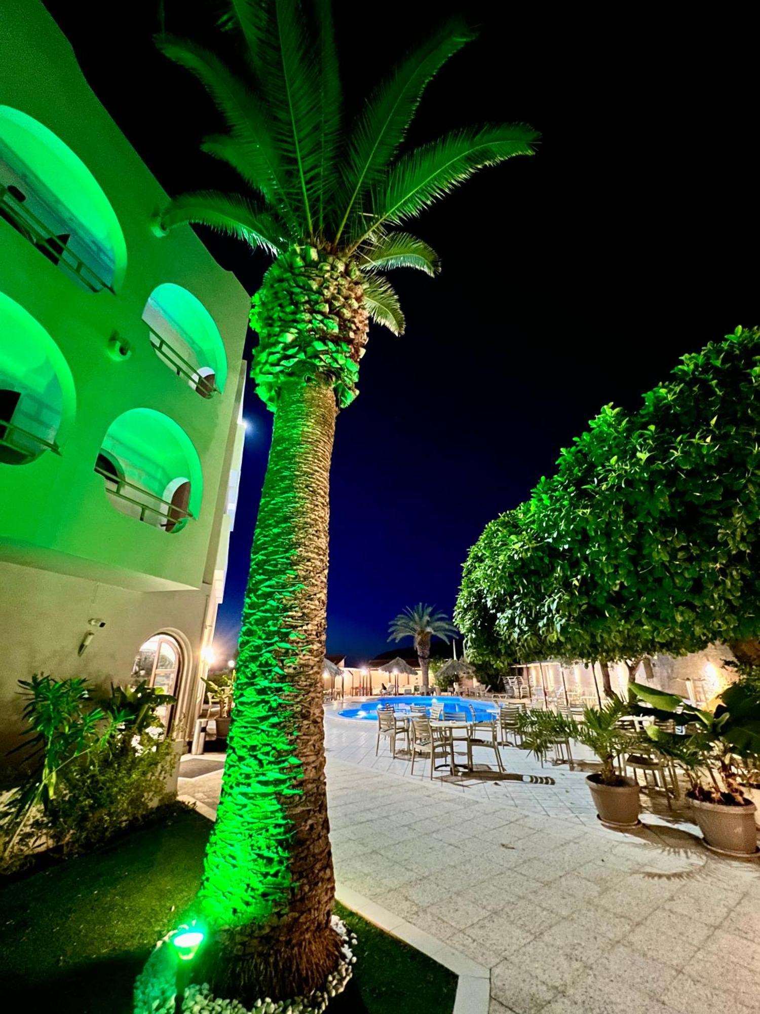 Karteros Hotel Esterno foto