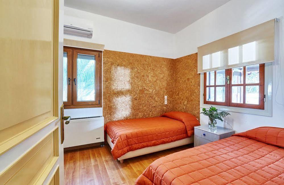 Karteros Hotel Esterno foto